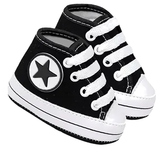 Tênis infantil preto e branco com estrela